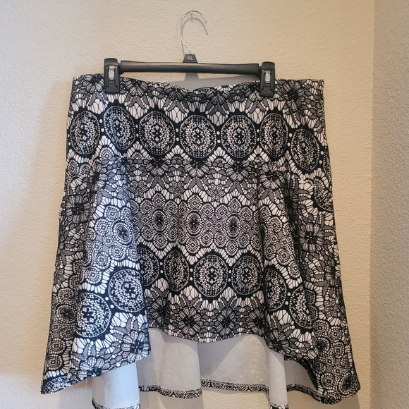 Torrid Bonded Lace Skater Skirt - Picture 4 of 4